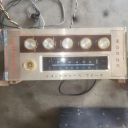 Vintage RARE MORSE high Fidelity Tube Receiver.  