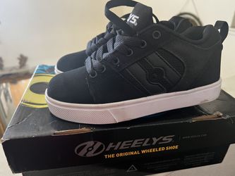 Healeys Skate Shoes