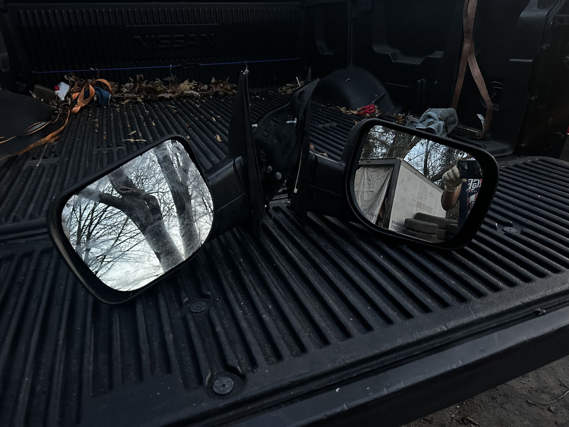 Nissan Titán Mirrors 