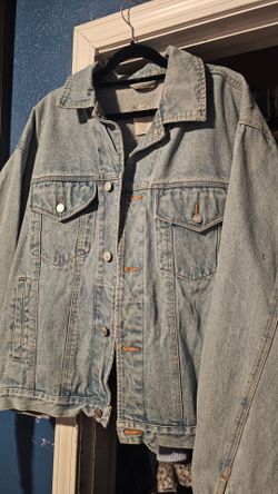 Vintage Light Wash Denim Jean Jacket L