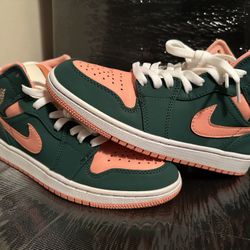 Jordan 1 Mid Dark Teal Green