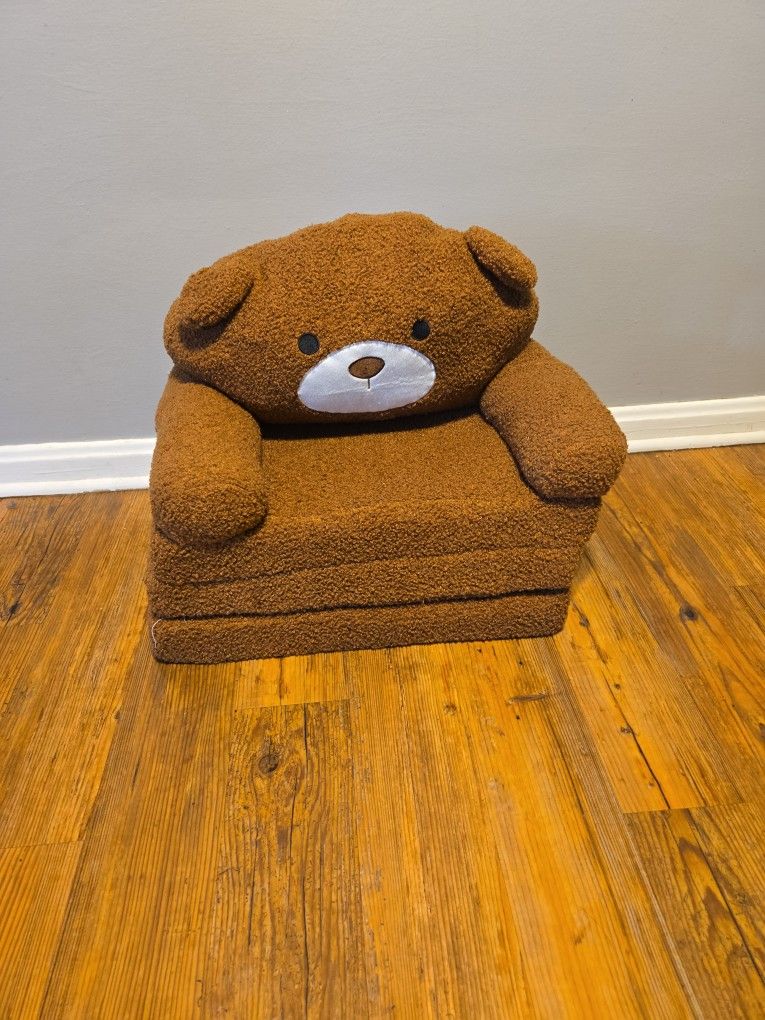 Beat Fold Out Toddler Chair