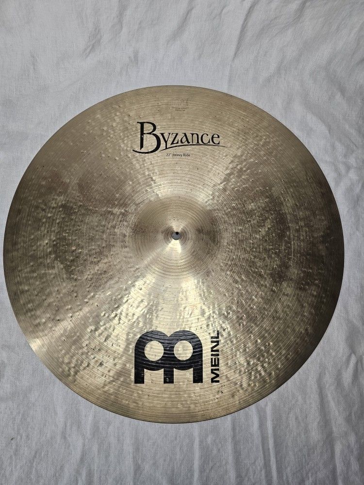 Meinl 22" Byzance Brilliant Heavy Hammered Ride Cymbal