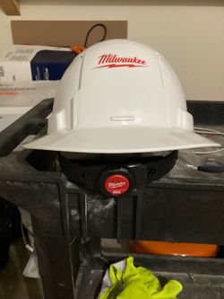 Milwaukee Helmet and glasses