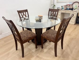 48” Round Glass Top Dining Table with 4 Chairs