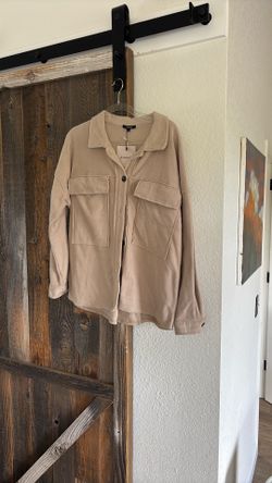 COZY BLANKET STYLE BUTTON UP LARGE