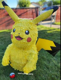 Personalized Piñatas
