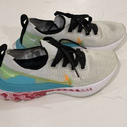 Nike React Infinity Run Womens Sz 6.5 
