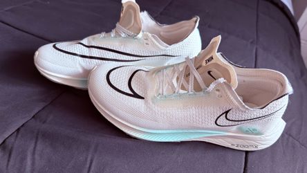 Nike ZoomX Streakfly Running Shoes Size 7.5 (25.5 cm) Unisex