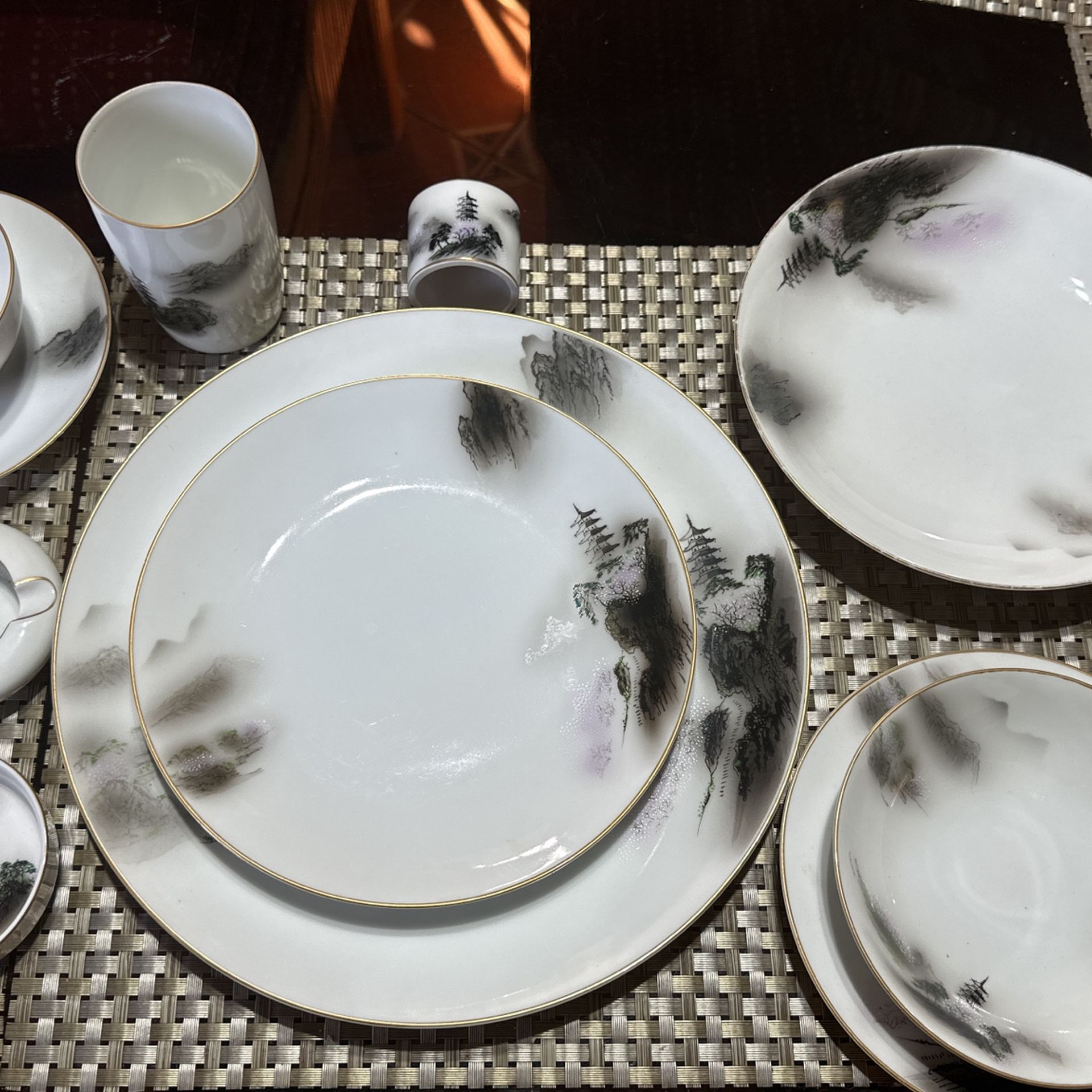 12 Serving Hand Painted Japanese Dish set