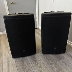 JBL EON 615 PROFESSIONAL SPEAKERS EXELLENT CONDITION 