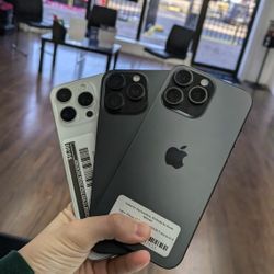 iPhone 15 Pro Max Unlocked 256GB