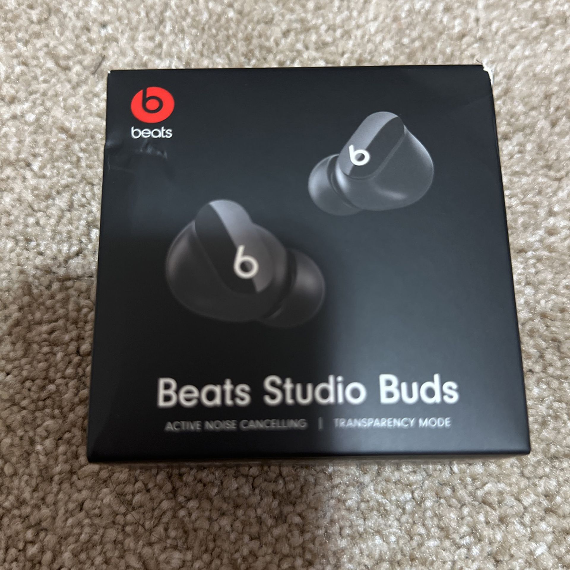 Beats Studio Buds; Noise Canceling