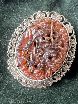 Vintage Cameo Brooch