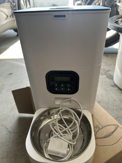 Automatic Cat Feeder