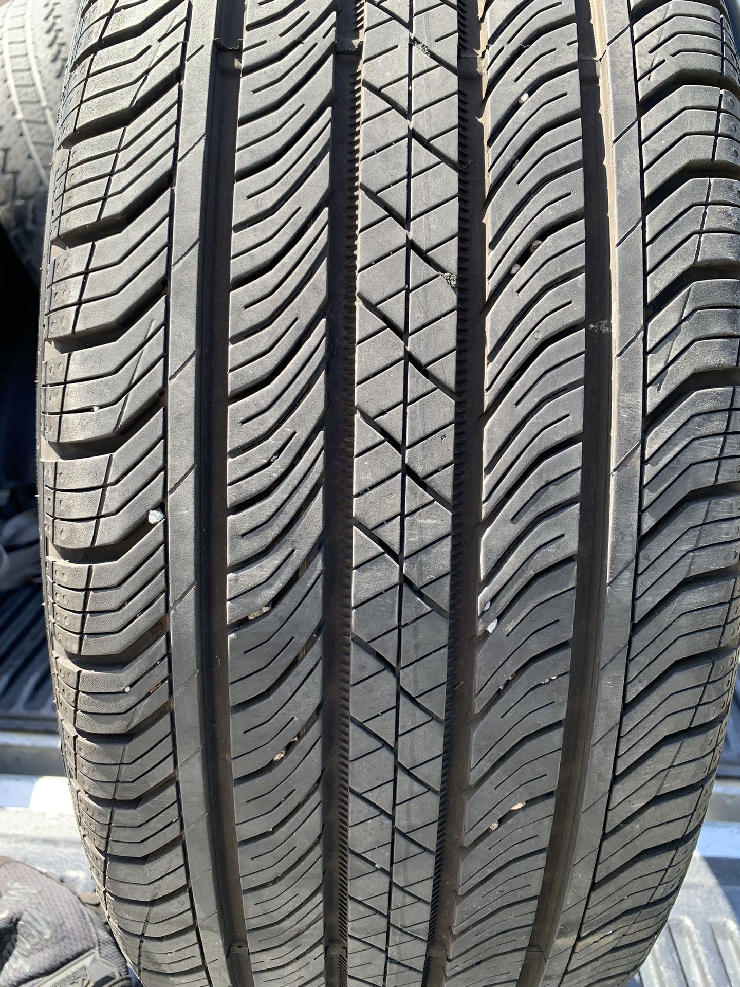 1 continental pro contact tire 235/50/19,
