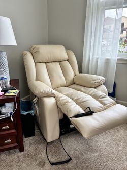 Large lift recliner