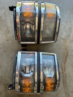 Truck Headlight Assembly Pair Chrome