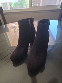 VINCE CAMUTO BOOTS