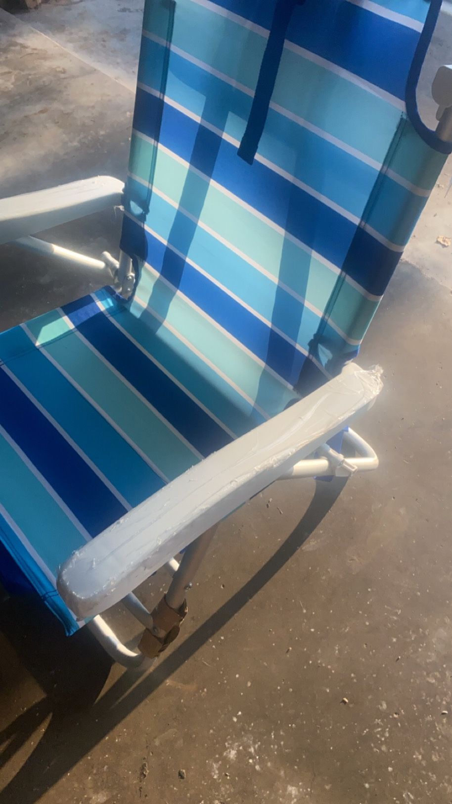 BEACH CHAIRS