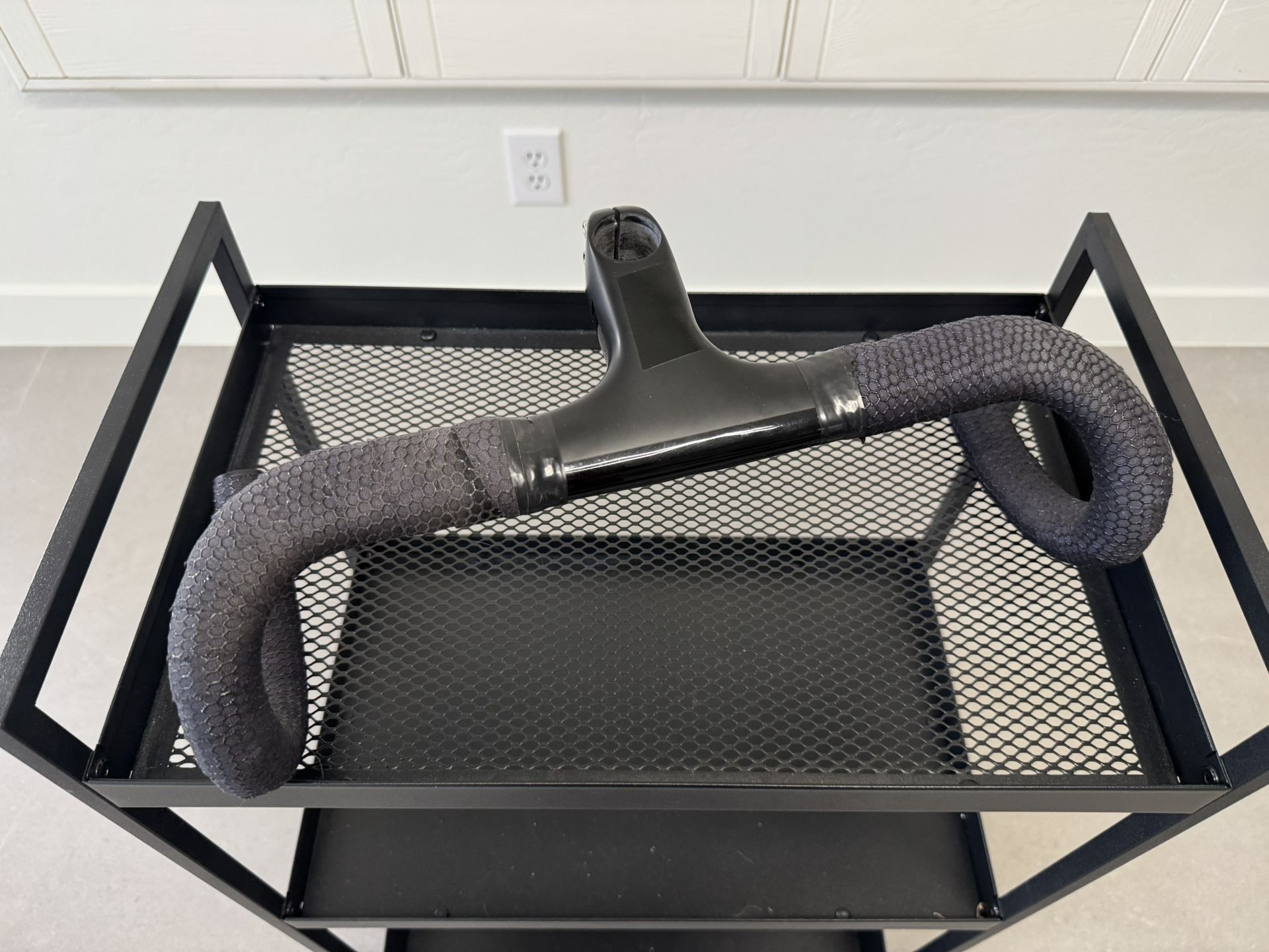 Integrated Carbon Road Handlebars 