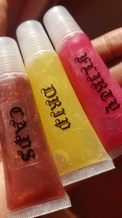 Flavour lip gloss 2 for $5