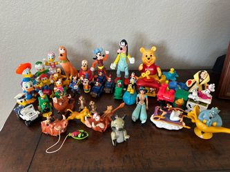 Disney small figurines