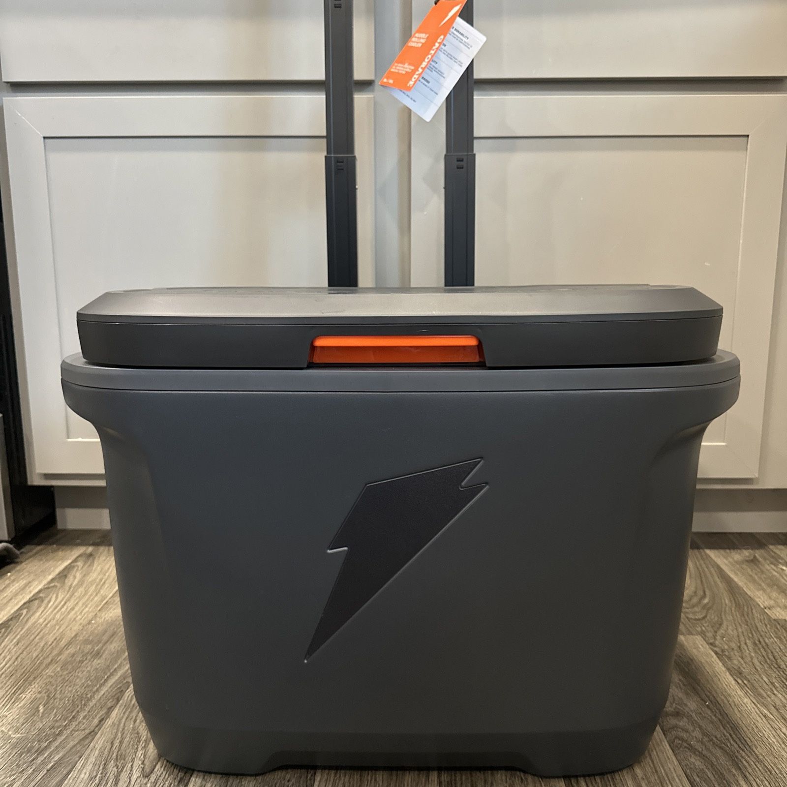 (New) Gatorade 50qt Ice Rolling Cooler - Gray: HDPE Body, 75 Can Capacity