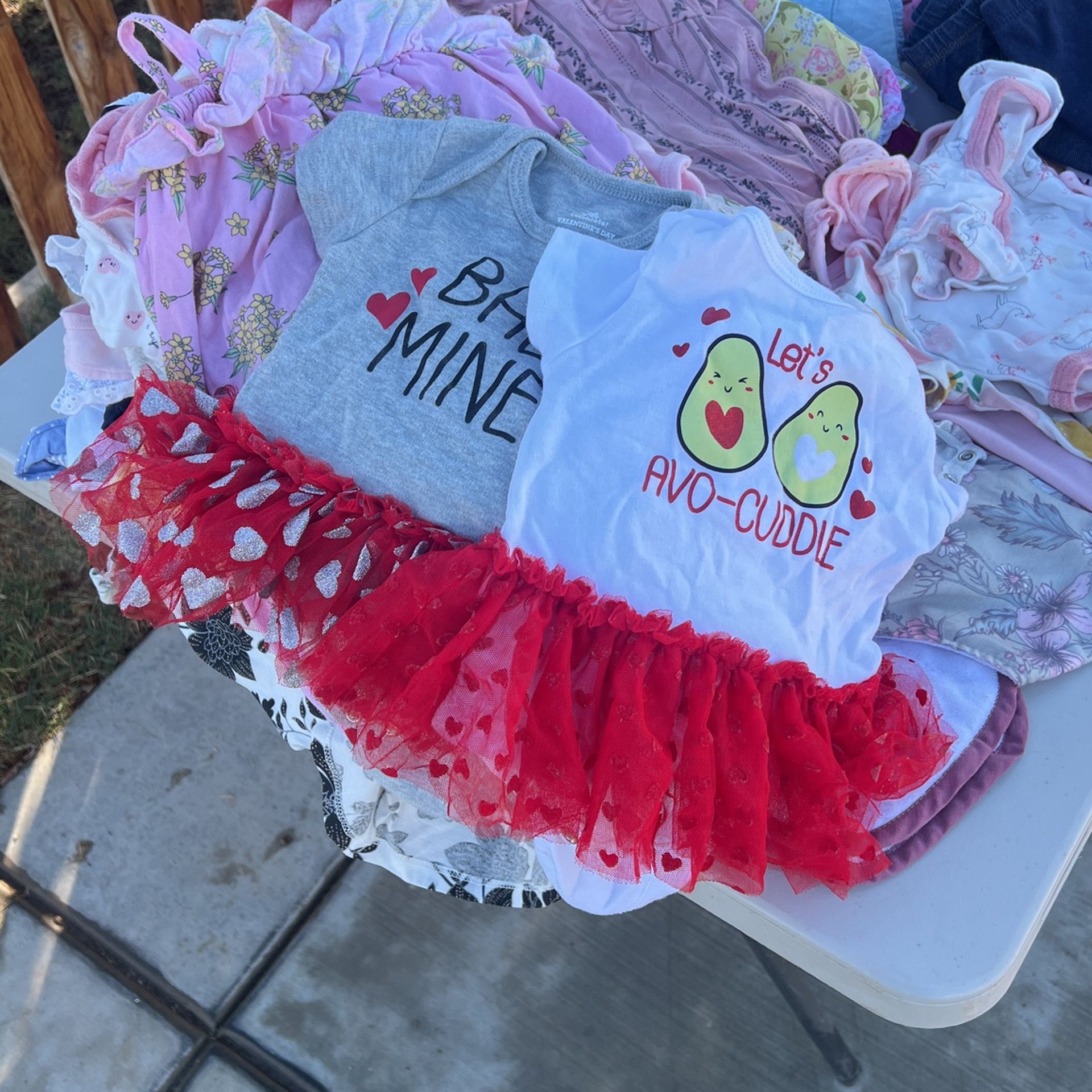January 4th Saturday Yard Sale Lots Of Baby Girl Clothes Size 0-10 Yrs 