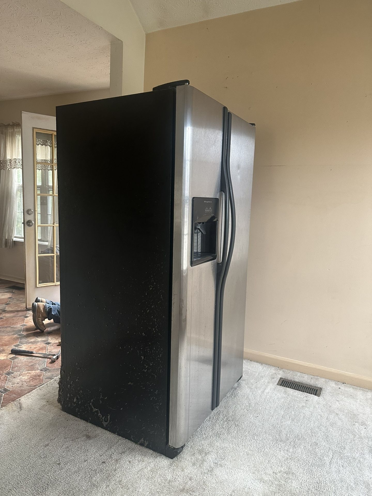 Used Refrigerator Give Away For Free Zip30122