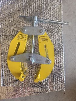 Pipe clamp