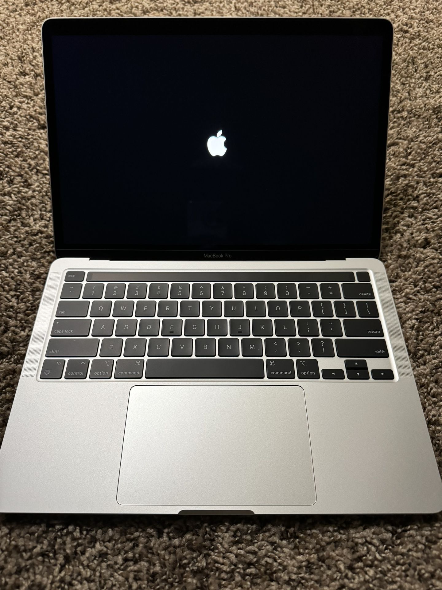 MACBOOK PRO 13”