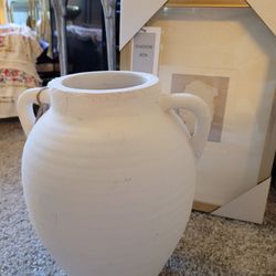 $35 White Pot