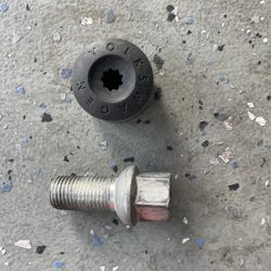 VW Wheel Lug Nuts & Locks