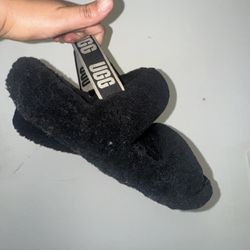 Ugg Slippers With Strap 