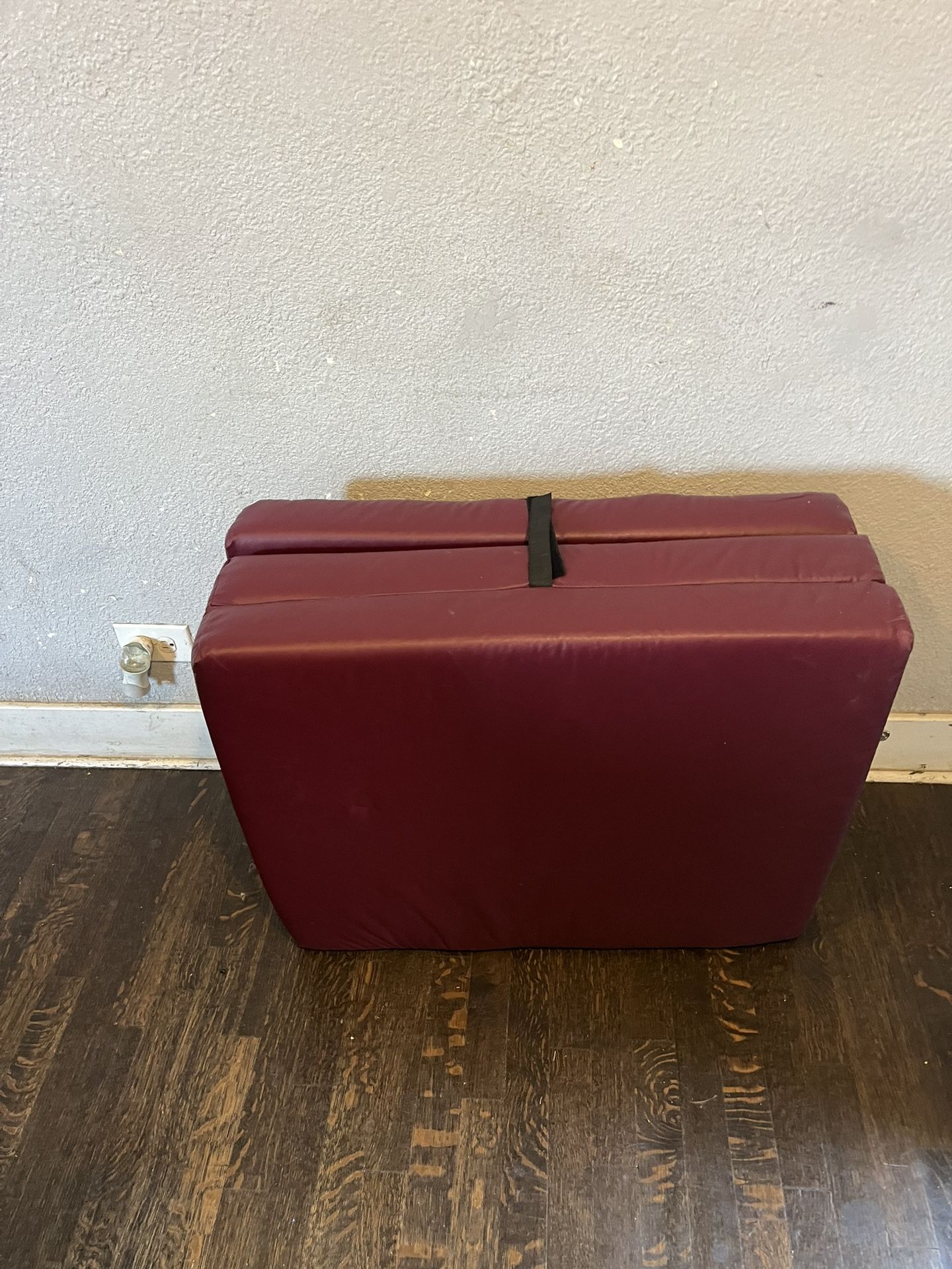 Tri-fold portable yoga exercise mat- 30” x75