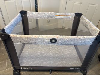 Graco pack &play with mattress