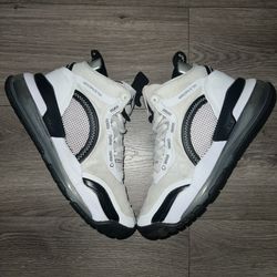 Jordan Aerospace 720 Orca Size 9M - Read Description 