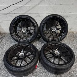 20" Staggered Center Lock OEM Porsche 991 Turbo S Rims Set of 4 20x9 20x12
