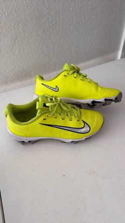 Youth football cleats 3.5