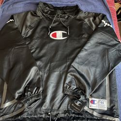 CHAMPION SWEATSHIRT LARGE 