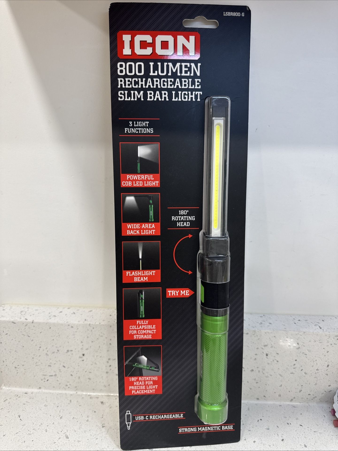 ICON 800 Lumes Lamp
