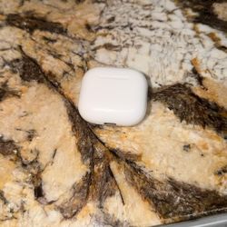 AirPods 4 with Active Noise Cancellation (ANC)