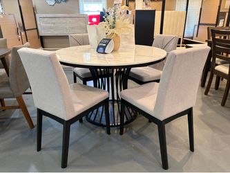 New 5pc  Dining Room Set
