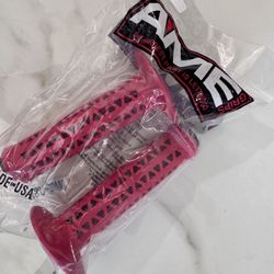 A’ME BMX UNITRON GRIPS - RED OVER BLACK