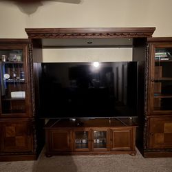 Entertainment Center / TV Stand