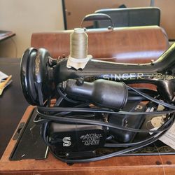 Singer 1947 Sewing Machine