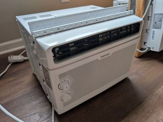 Window AC Unit
