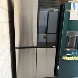 Samsung Bespoke Refrigerator Family Hub With AI - In Counter Depth 23 cu ft.