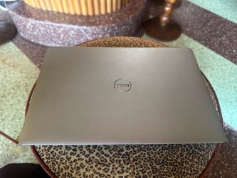 Dell Latitude 5330 Business Laptop – Fast, Lightweight, Excellent Condition